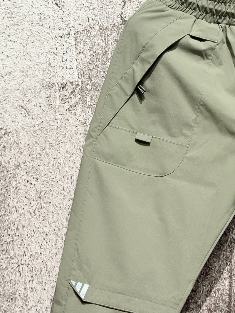 Hidden Pocket | Regular Fit| Imported Fabric|